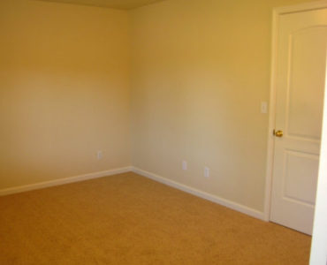 picture of meadowood middle bedroom