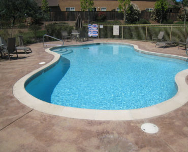 picture of meadowood pool